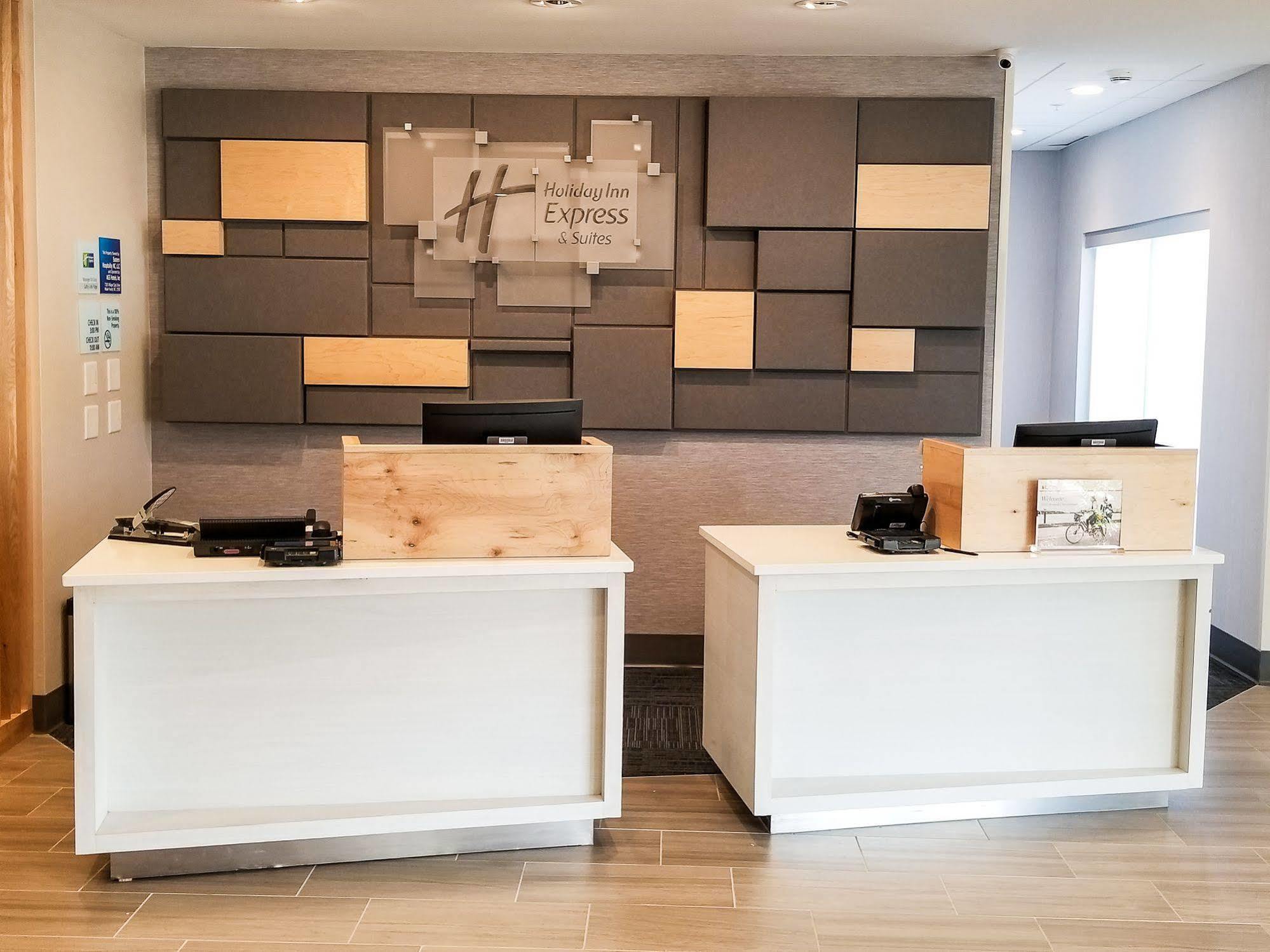 Holiday Inn Express & Suites - Charlotte Ne - University Area By Ihg Luaran gambar