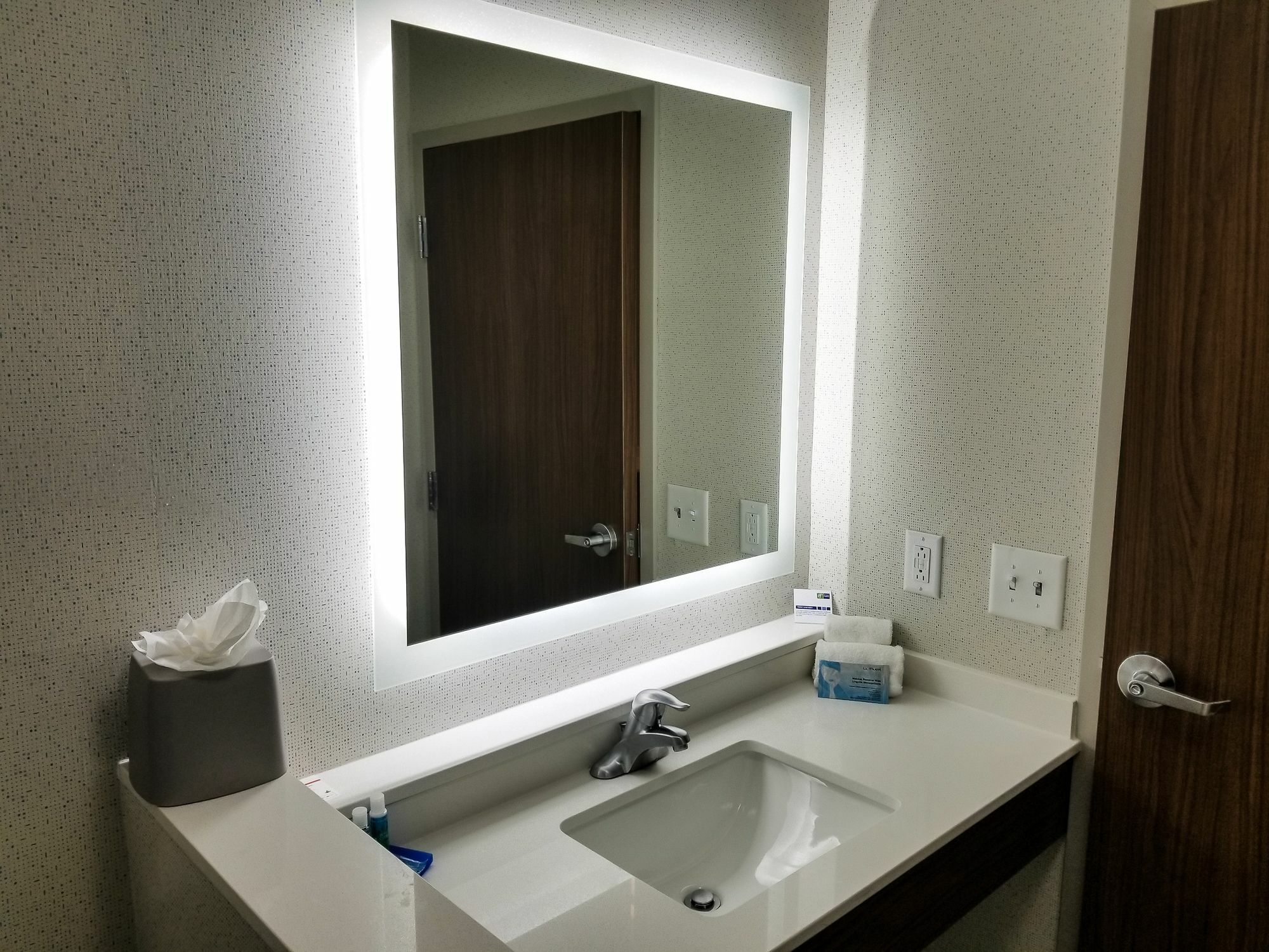 Holiday Inn Express & Suites - Charlotte Ne - University Area By Ihg Luaran gambar