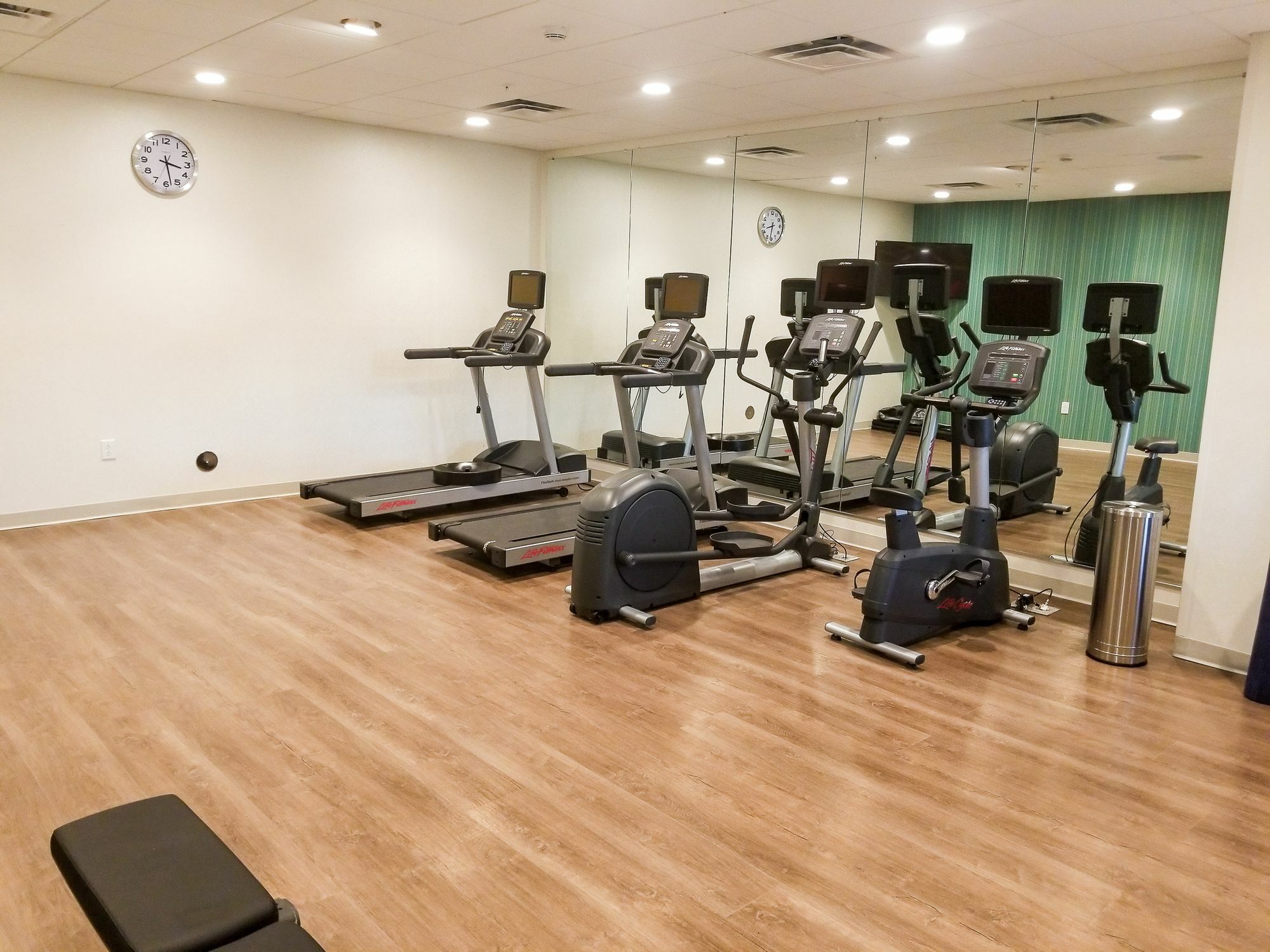 Holiday Inn Express & Suites - Charlotte Ne - University Area By Ihg Luaran gambar