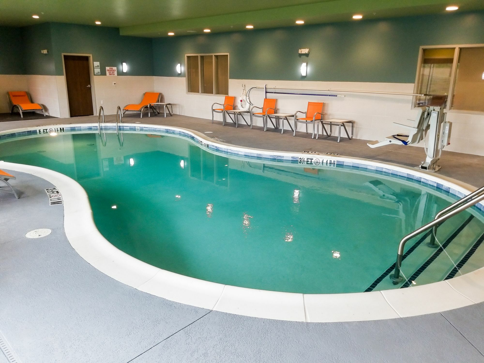 Holiday Inn Express & Suites - Charlotte Ne - University Area By Ihg Luaran gambar