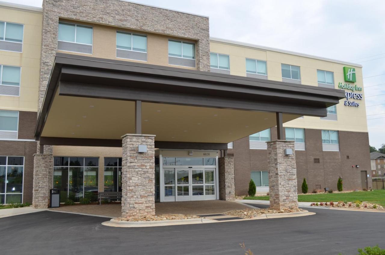 Holiday Inn Express & Suites - Charlotte Ne - University Area By Ihg Luaran gambar