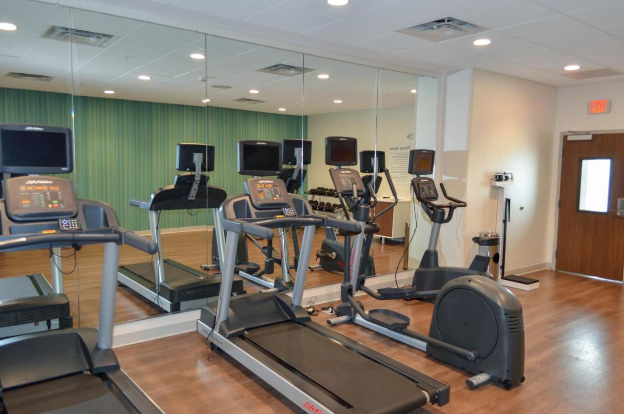 Holiday Inn Express & Suites - Charlotte Ne - University Area By Ihg Luaran gambar