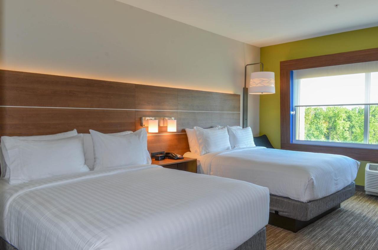 Holiday Inn Express & Suites - Charlotte Ne - University Area By Ihg Luaran gambar